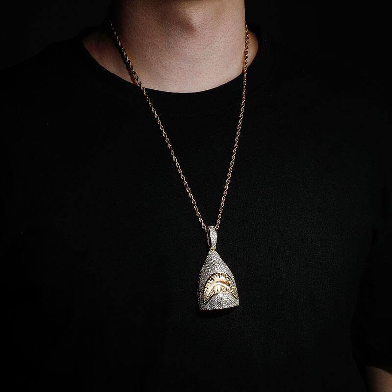 Shark Pendent - GOLD - Alliceonyou